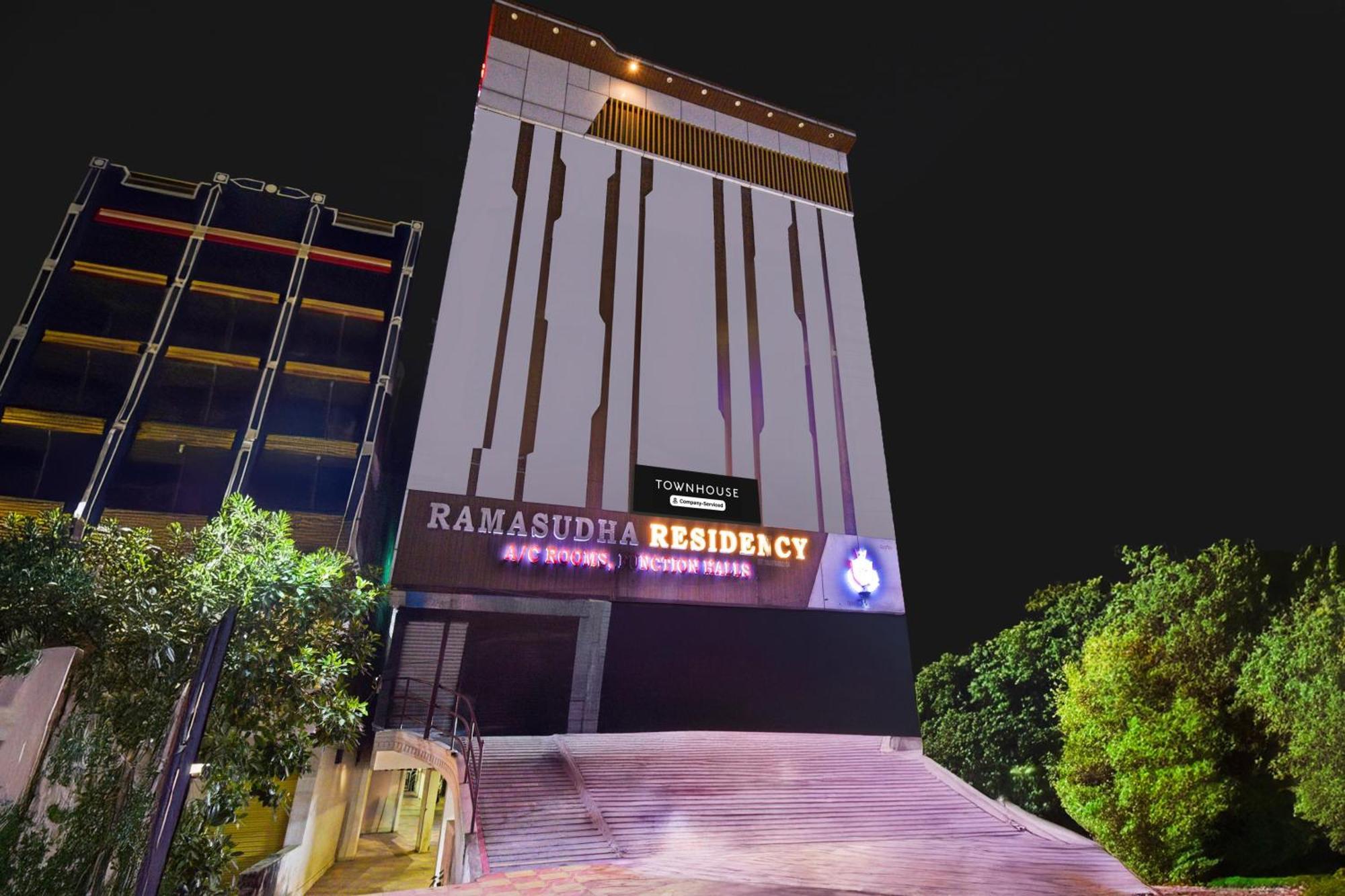 Super Townhouse Mancherial Mancheral Luaran gambar